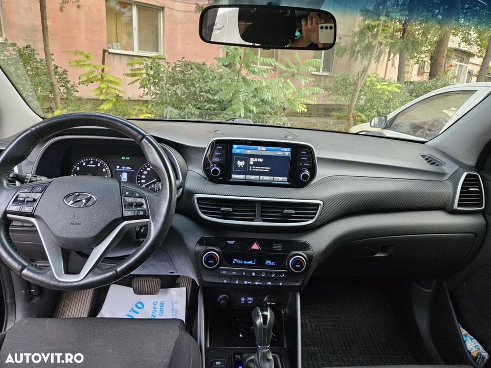Hyundai Tucson 1.6 T-GDi 4WD 7DCT Style - 4