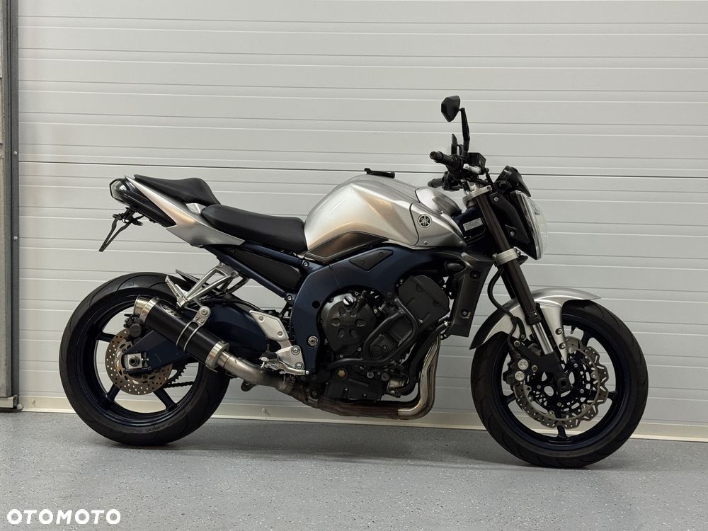 Yamaha FZ - 2