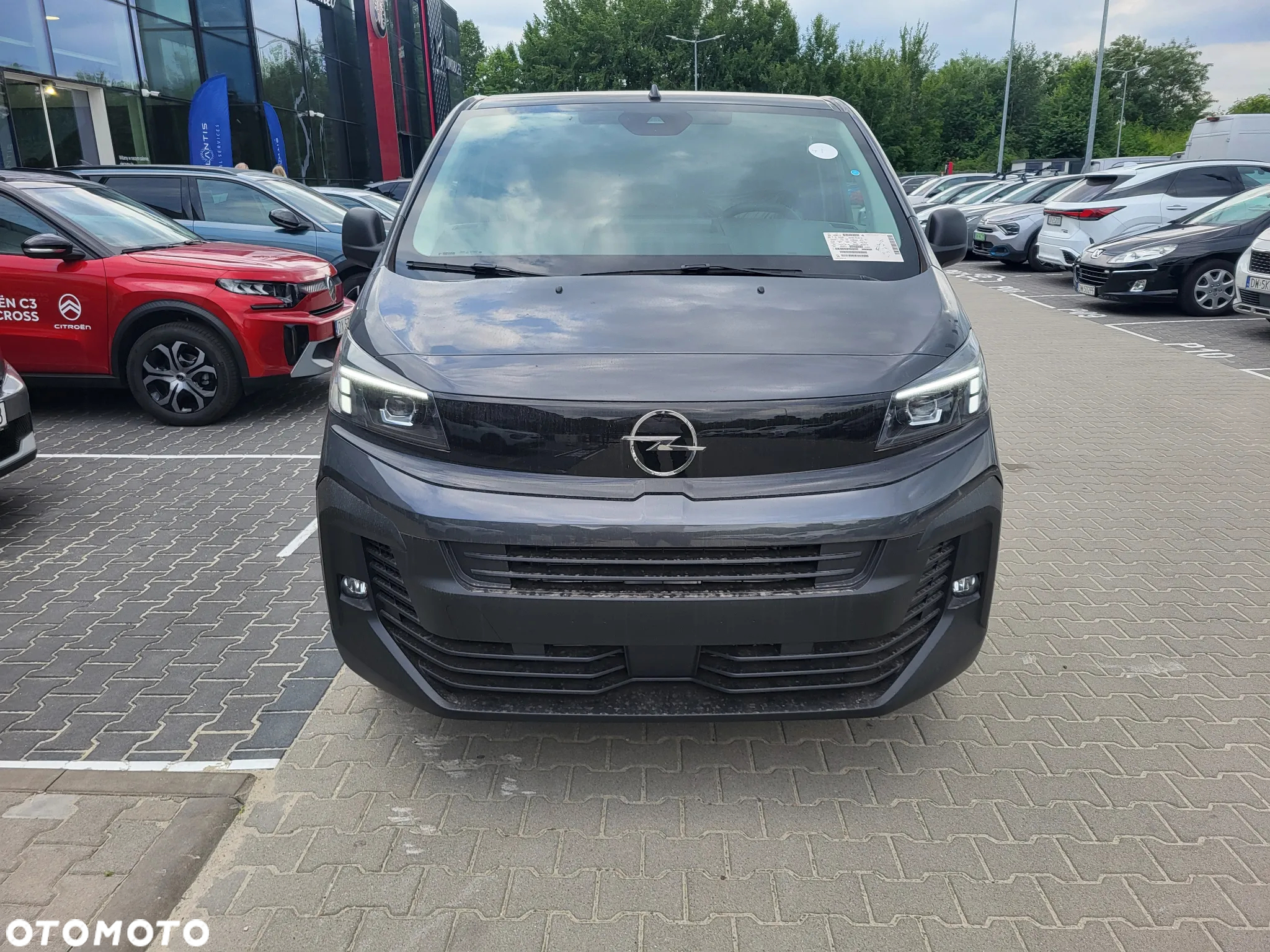 Opel Vivaro - 2