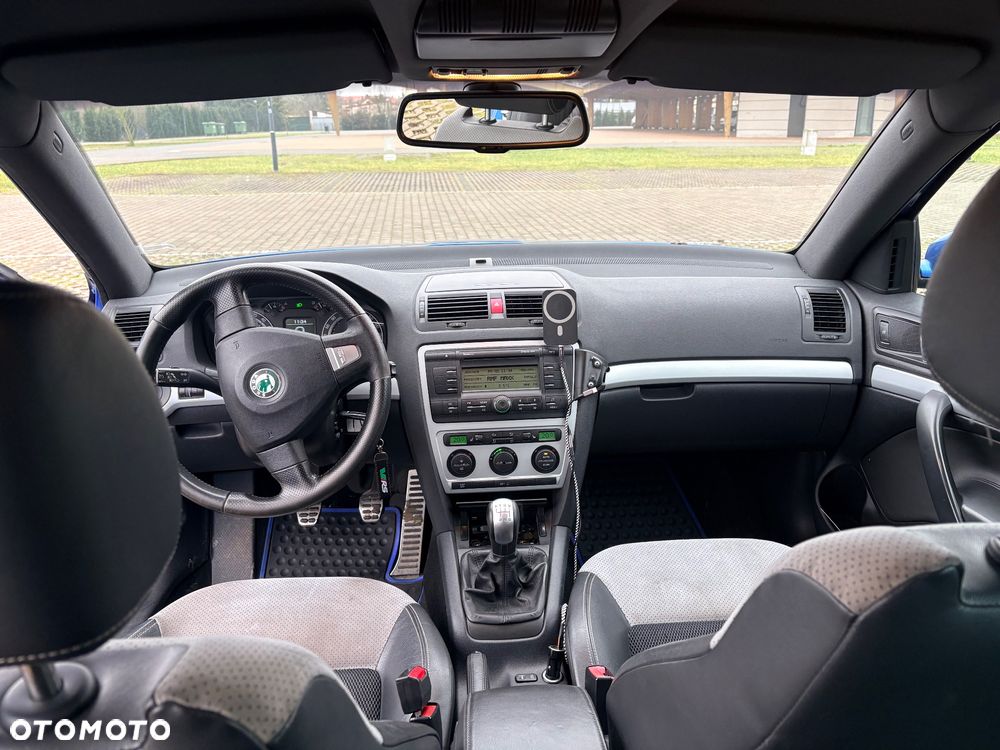 Skoda Octavia 2.0 TDI DPF RS - 11