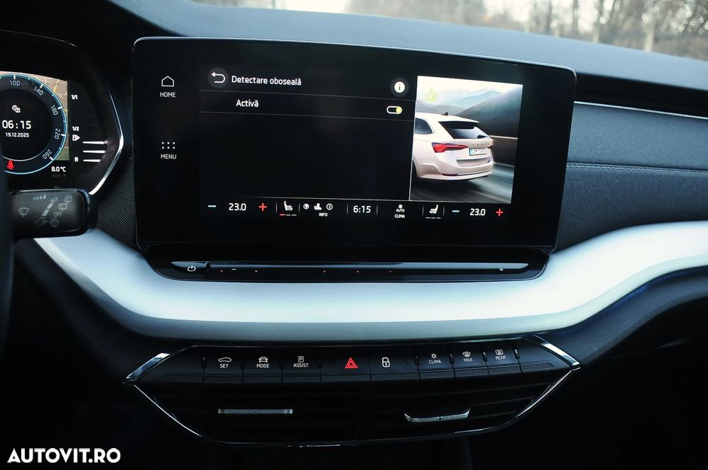 Skoda Octavia 2.0 TDI DSG Tour - 27