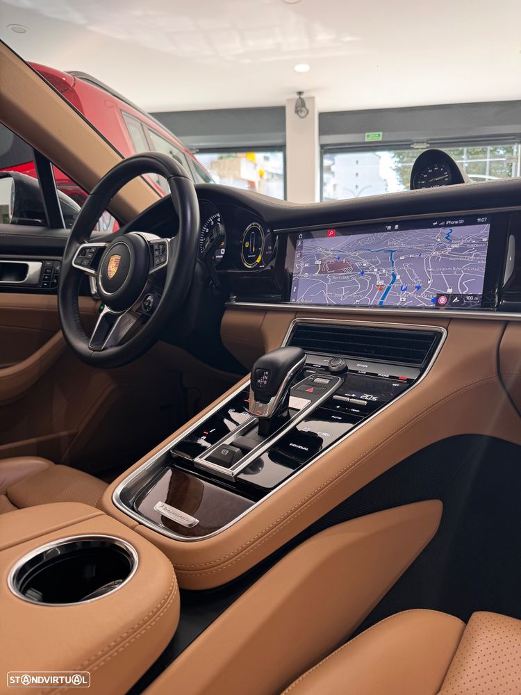 Porsche Panamera - 38