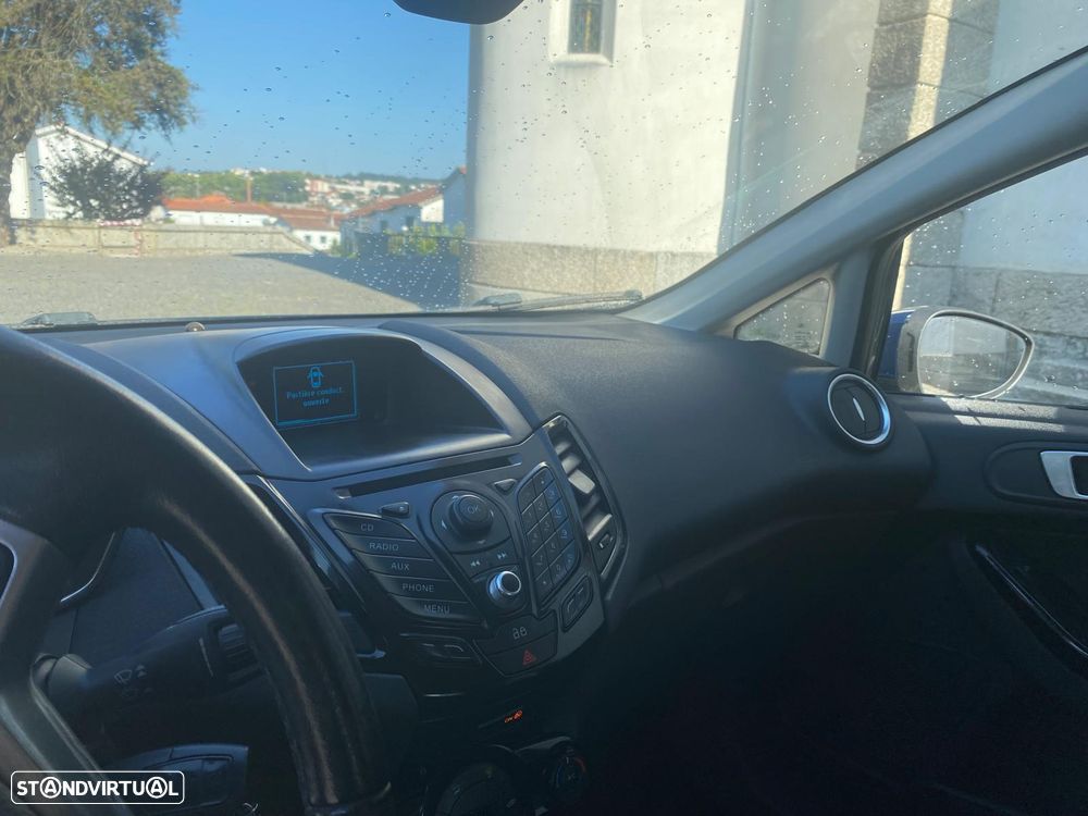 Ford Fiesta 1.0 EcoBoost Trend - 6