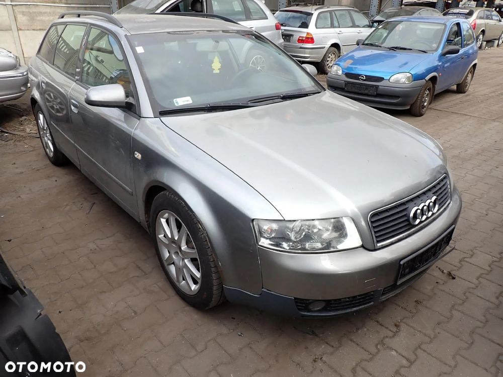 CZĘSĆI - Audi A4 B6 1,9TDI 130KM AVF AT AUTOMAT GJA KOMBI LAKIER LY7Q 2004r. INDEX - 9351 - 1