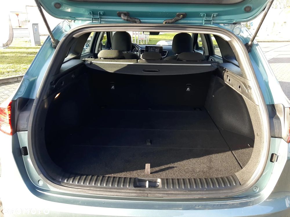 Kia Ceed 1.5 T-GDI M - 17