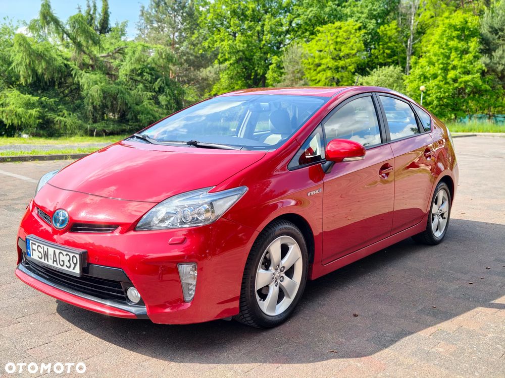 Toyota Prius 1.8 HSD Prestige - 8