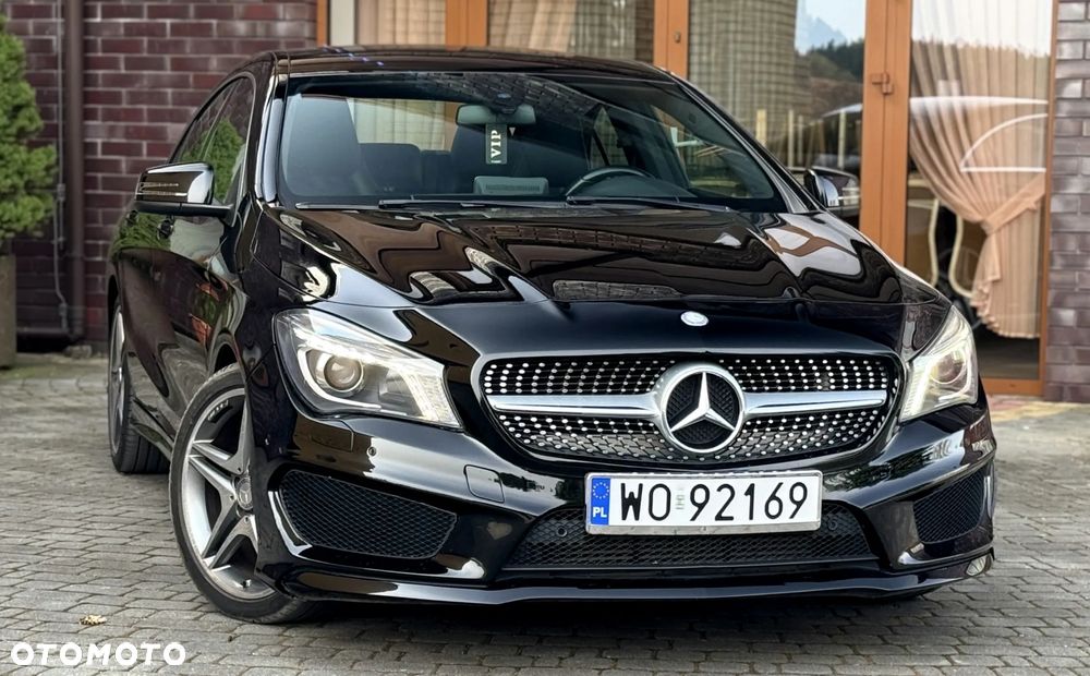 Mercedes-Benz CLA 180 7G-DCT AMG Line - 8