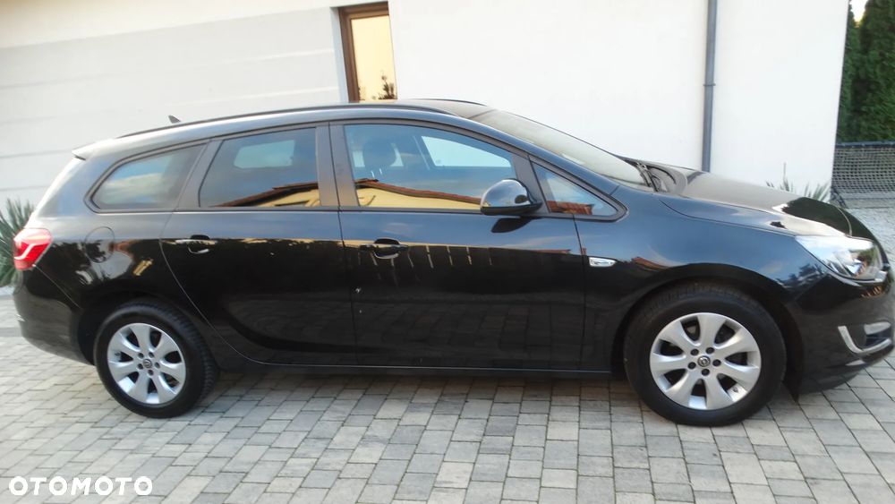 Opel Astra 2015 photo 4