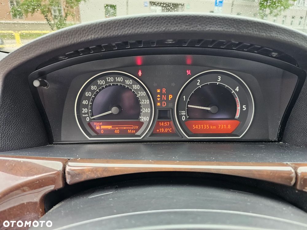 BMW Seria 7 730d - 11