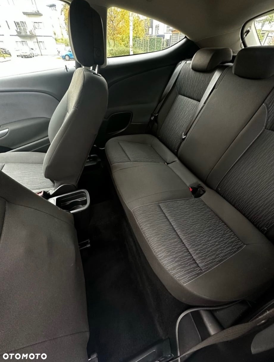 Opel Astra - 9
