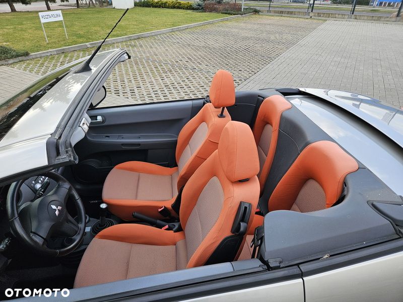 Mitsubishi Colt 1.5 Invite - 21