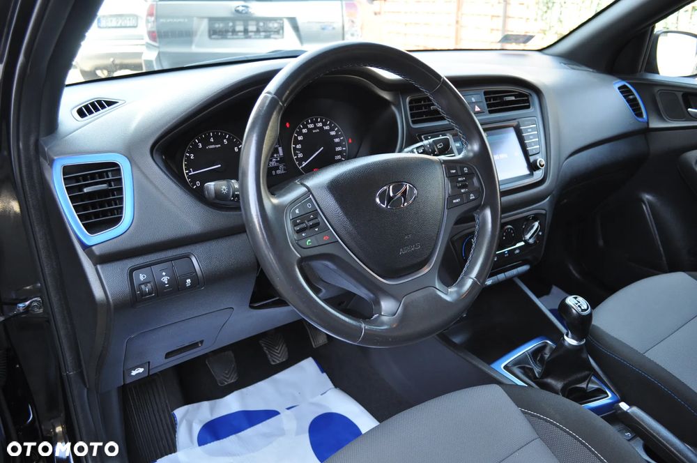 Hyundai i20 blue 1.2 Select - 11