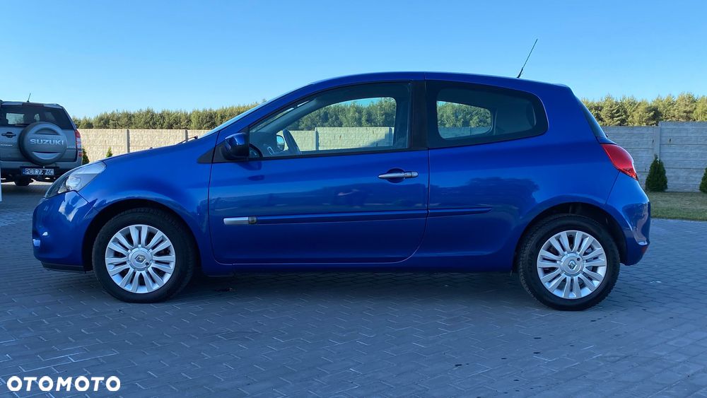 Renault Clio 1.2 16V 75 Expression - 7