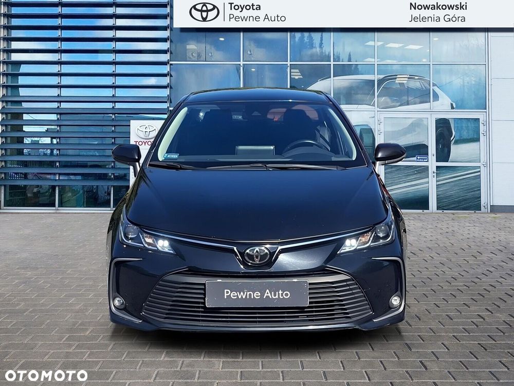 Toyota Corolla - 5