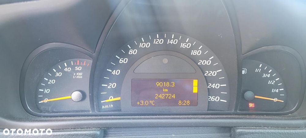 Licznik Mercedes c W203 2002 2,2 CDI - 2