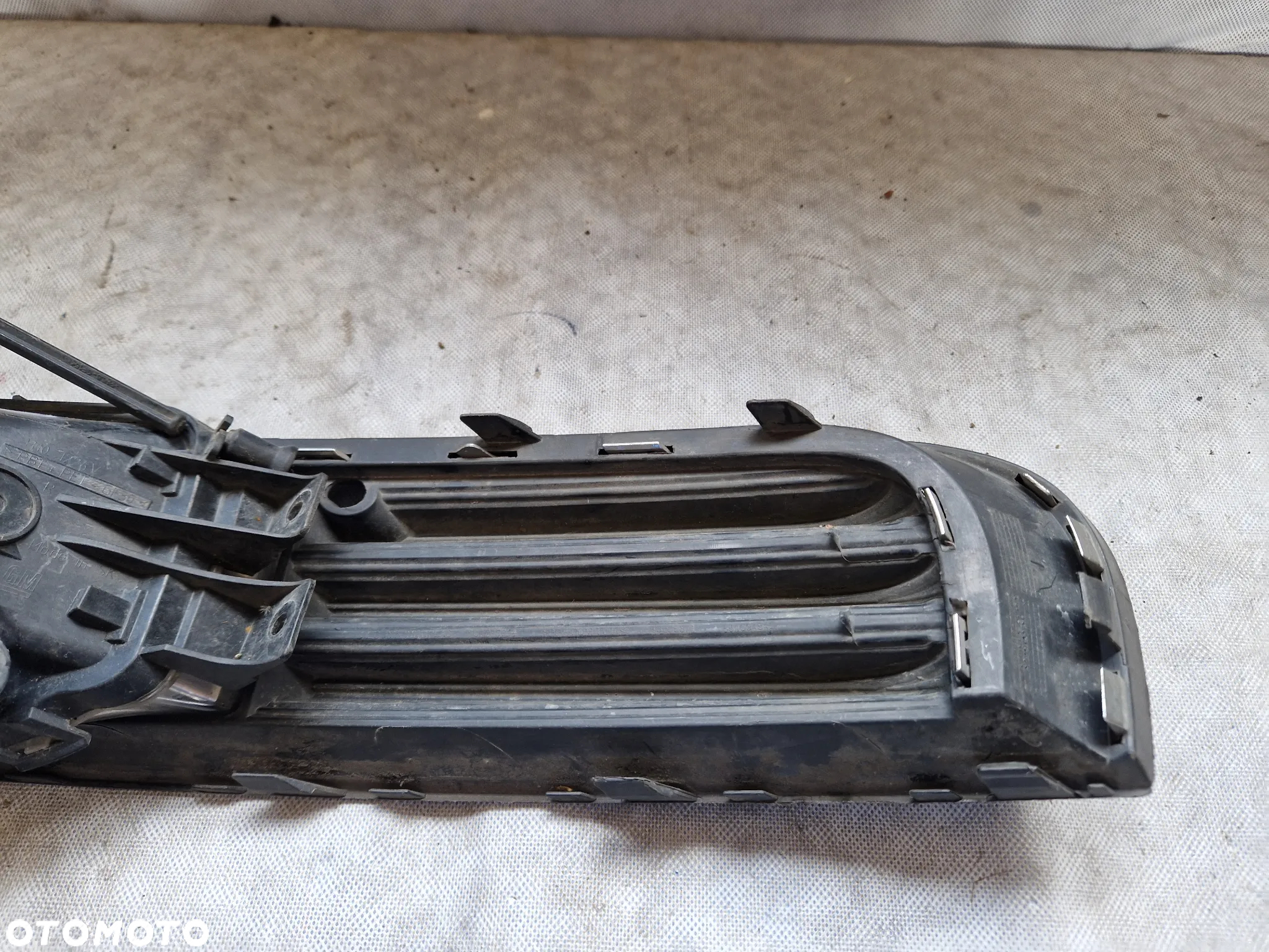 Opel Insignia A Kratka Zderzaka Prawa Halogen Prawy - 5