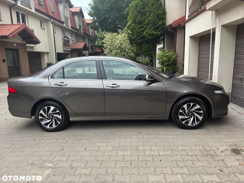 Honda Accord 2.0 Executive - 2