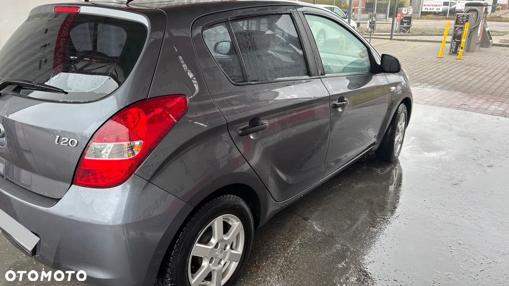 Hyundai i20 - 3