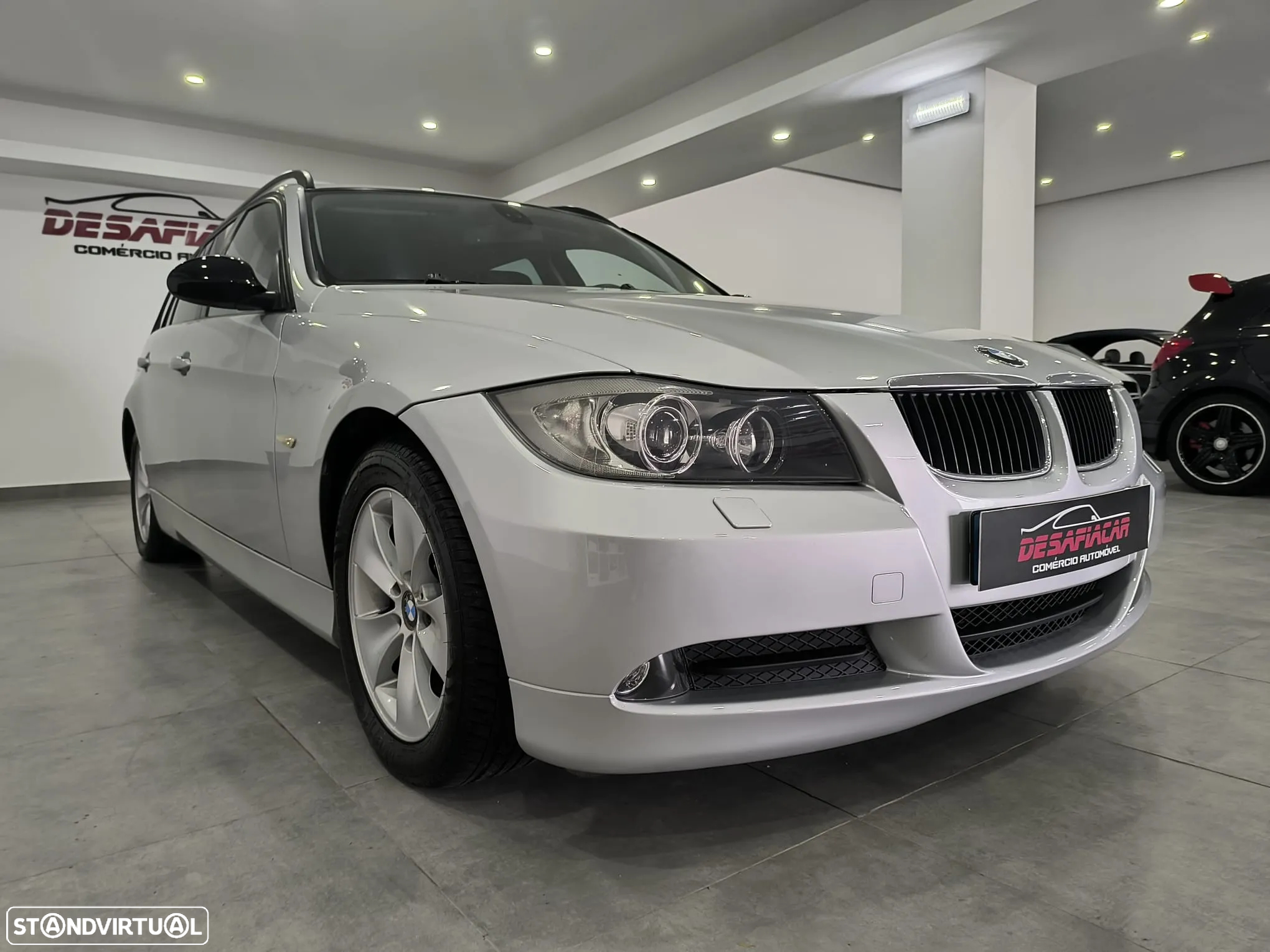BMW 320 d Touring - 12