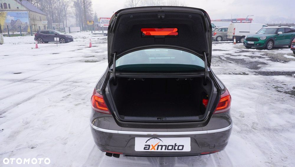 Volkswagen Passat CC - 22