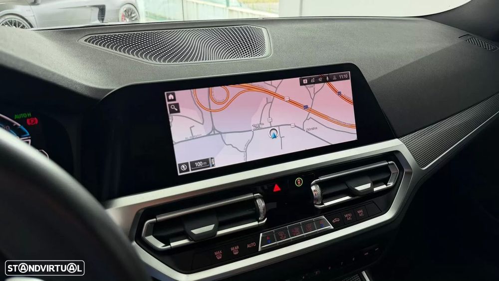 BMW 330 e Edição Desportiva M Auto - 29
