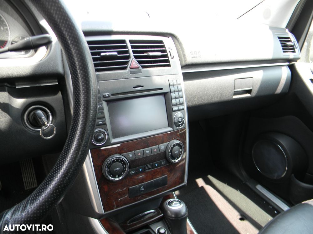 Dezmembrari  Mercedes-Benz B-CLASS (W245)  2005  > 2011 B 200 CDI (24 - 18