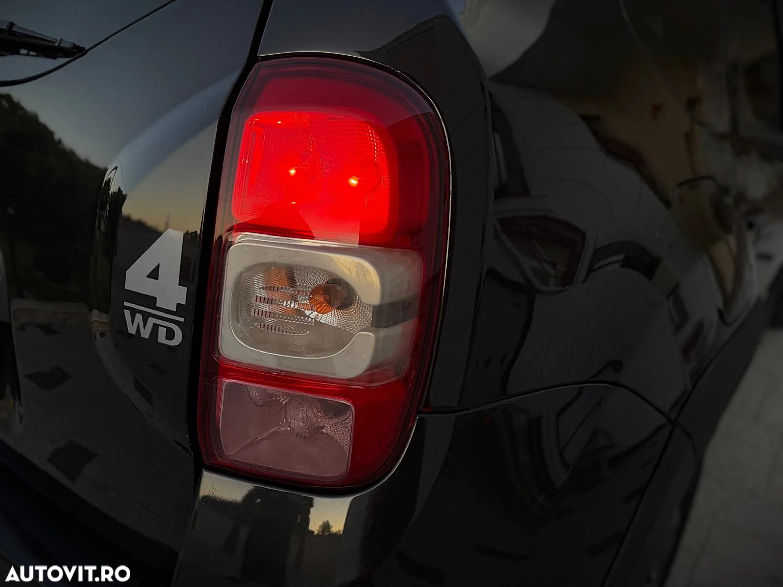 Dacia Duster 1.5 dCi 4x4 Laureate - 18