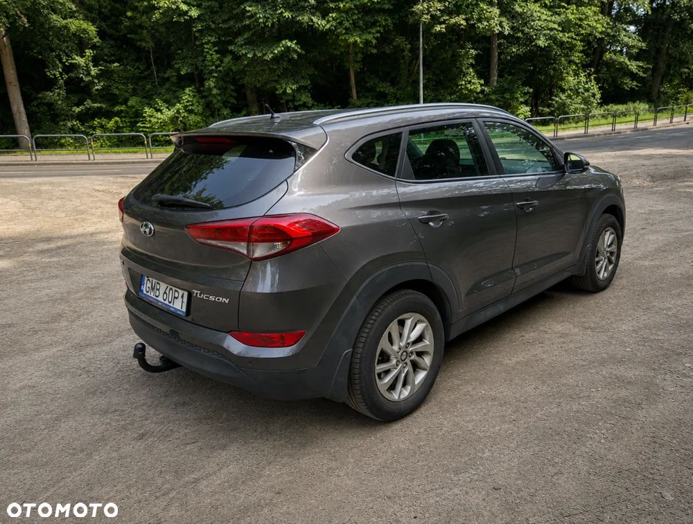 Hyundai Tucson 1.7 CRDI BlueDrive Style 2WD - 4