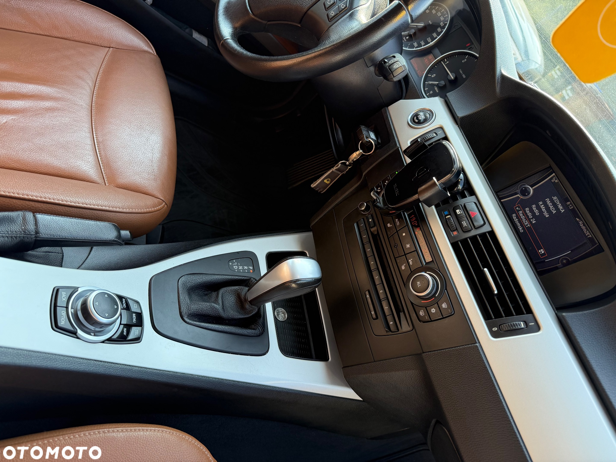 BMW Seria 3 318d DPF Touring Edition Exclusive - 25