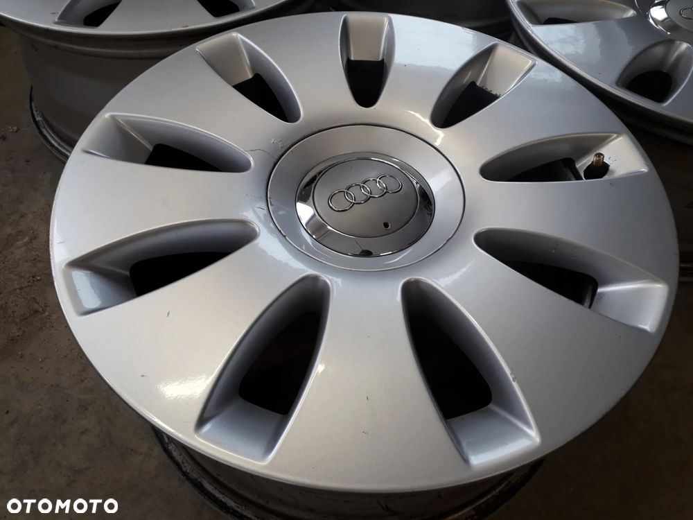 felgi aluminiowe 16" 5x112 ET35 7J 4F0601025N A6 C6 - 9
