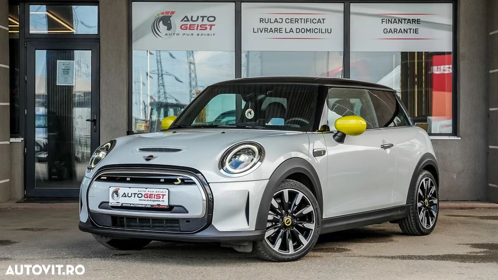 Mini Cooper SE Electric Trim - 2