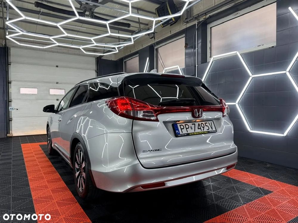 Honda Civic 1.8 i-VTEC Sport - 4