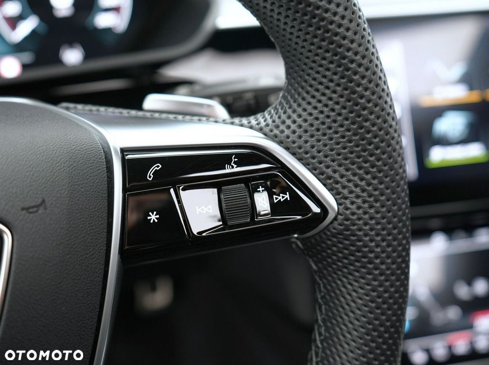 Audi SQ8 e-tron - 17