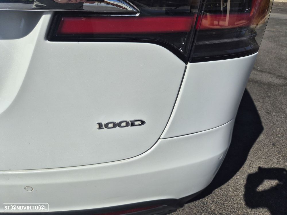 Tesla Model X 100D - 4