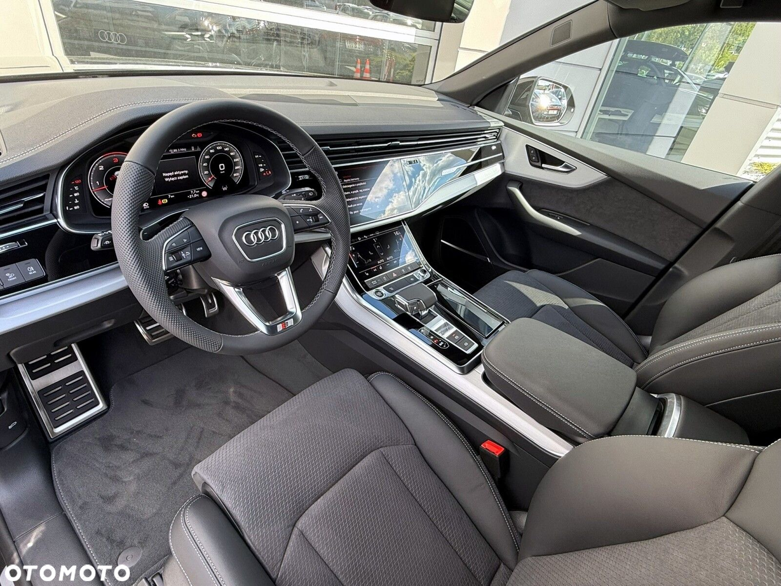Audi Q8 - 15