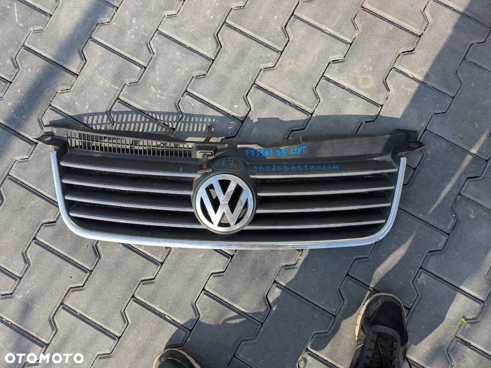 PASSAT B5 LIFT MASKA KLAPA ZDERZAK ATRAPA PODSZYBIE - 16