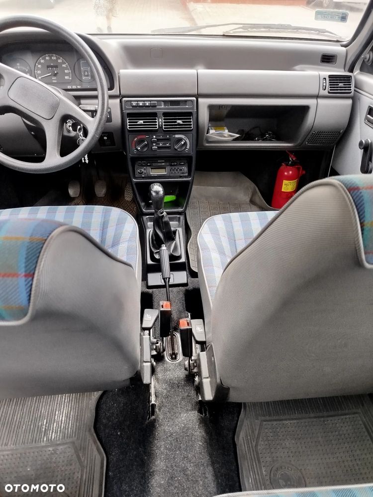 Fiat Uno 899 - 5