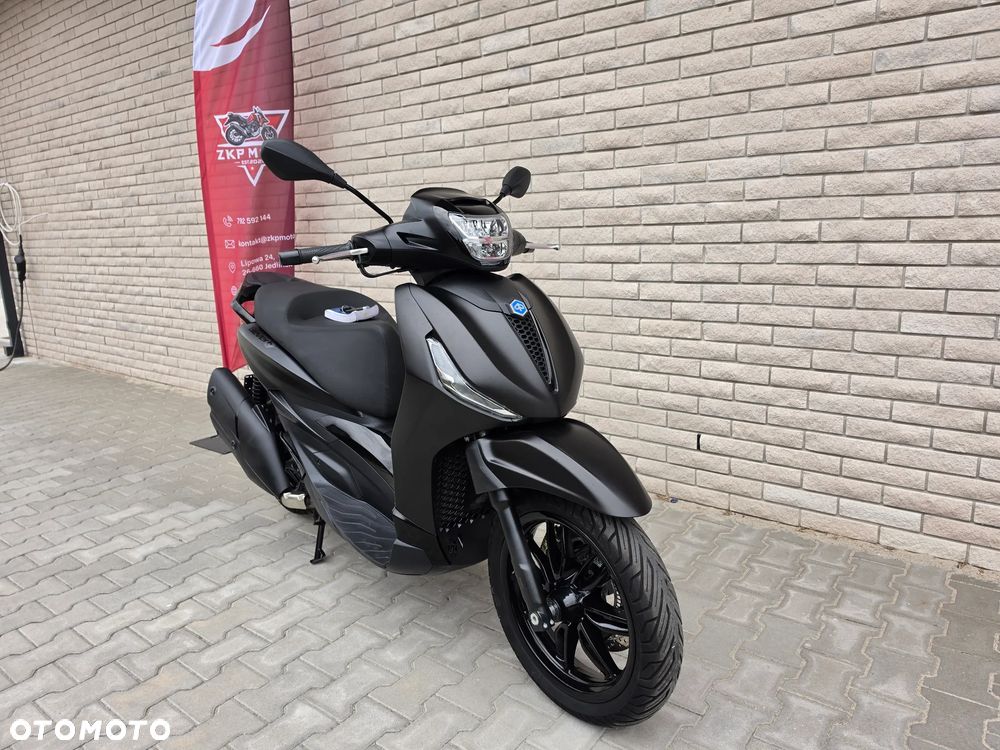 Piaggio Beverly - 1