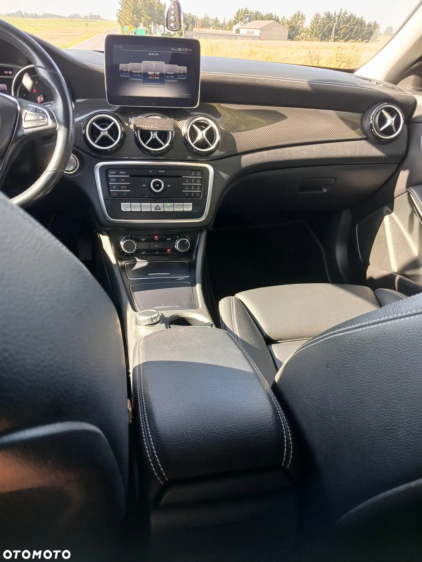 Mercedes-Benz CLA 200 7G-DCT AMG Line - 15
