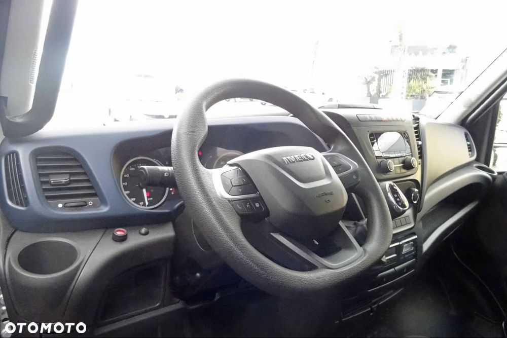 Iveco 35S16 CHŁODNIA MROŹNIA - 19