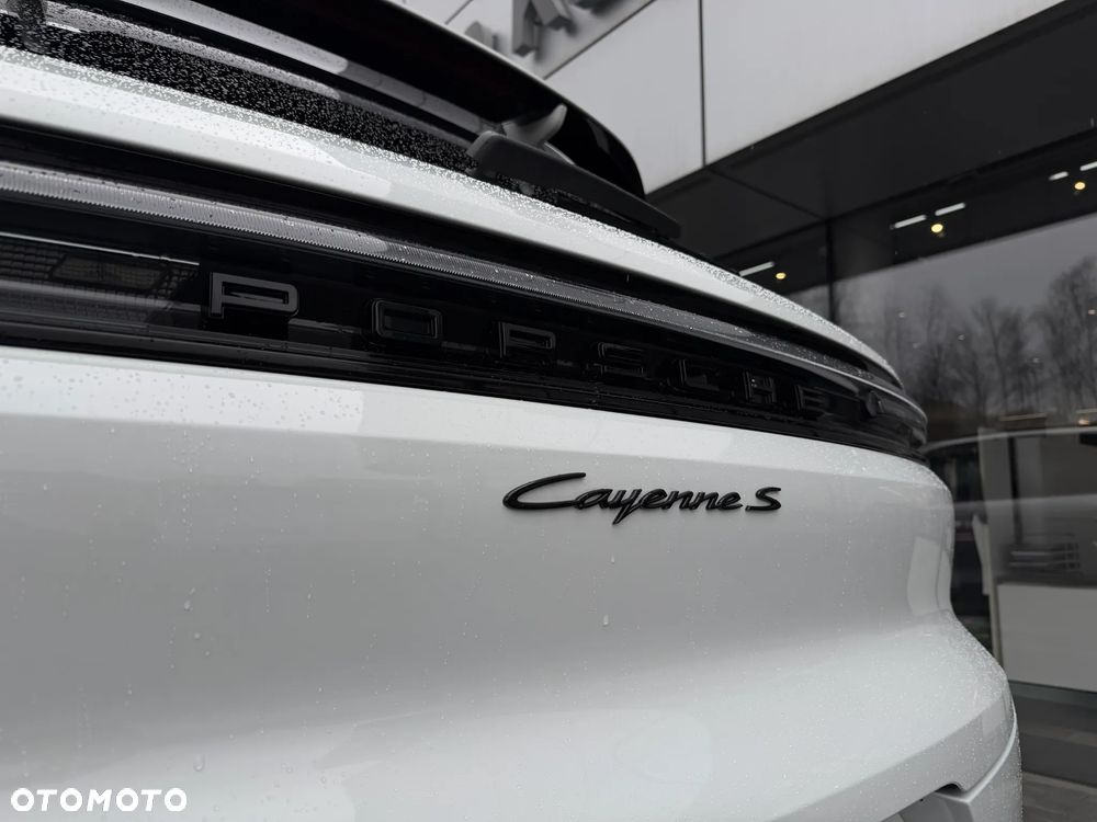 Porsche Cayenne - 9