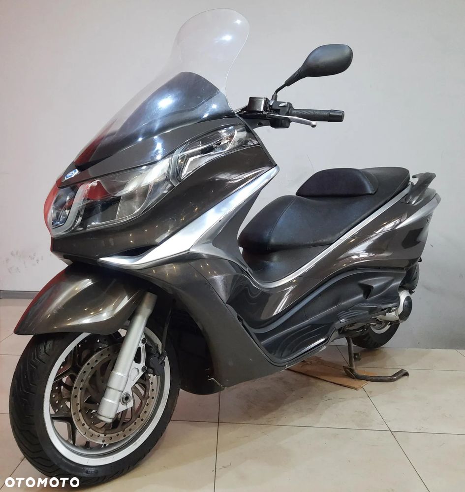 Piaggio X10 - 2