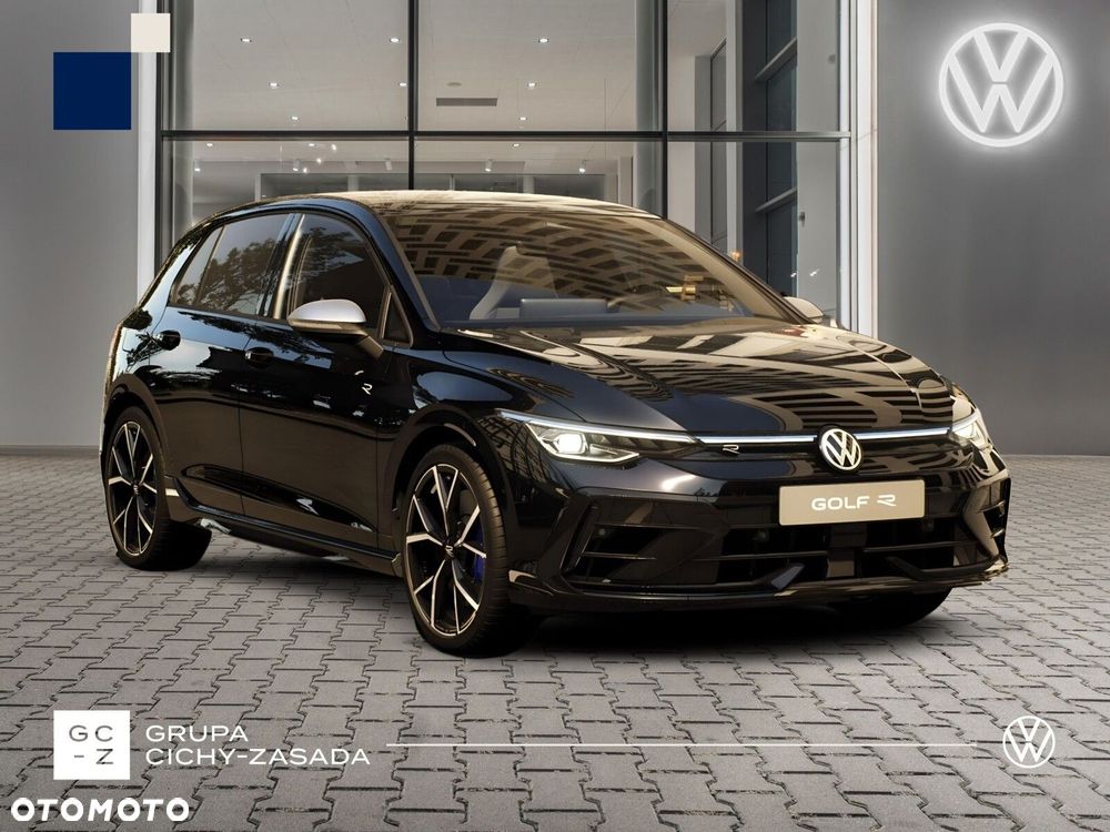Volkswagen Golf - 8