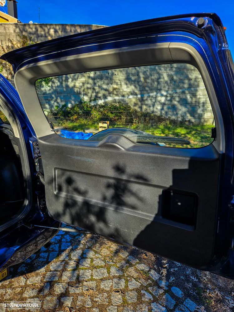 Suzuki Grand Vitara 1.9 DDiS X-Premium - 17