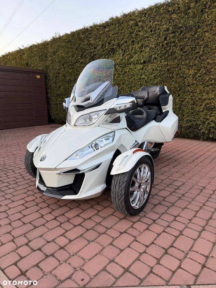 Can-Am Spyder - 1
