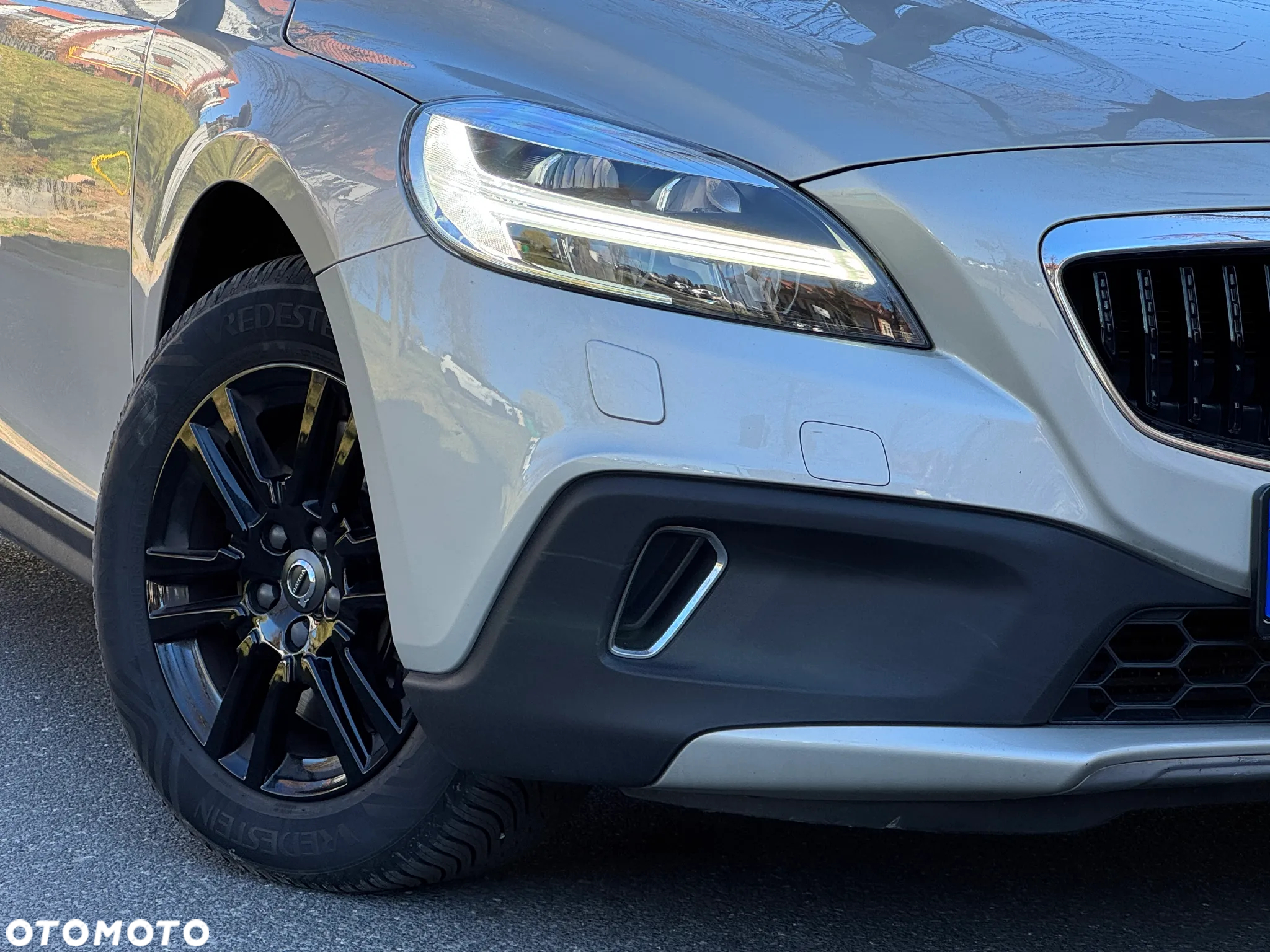 Volvo V40 Cross Country T3 Drive-E Momentum - 33