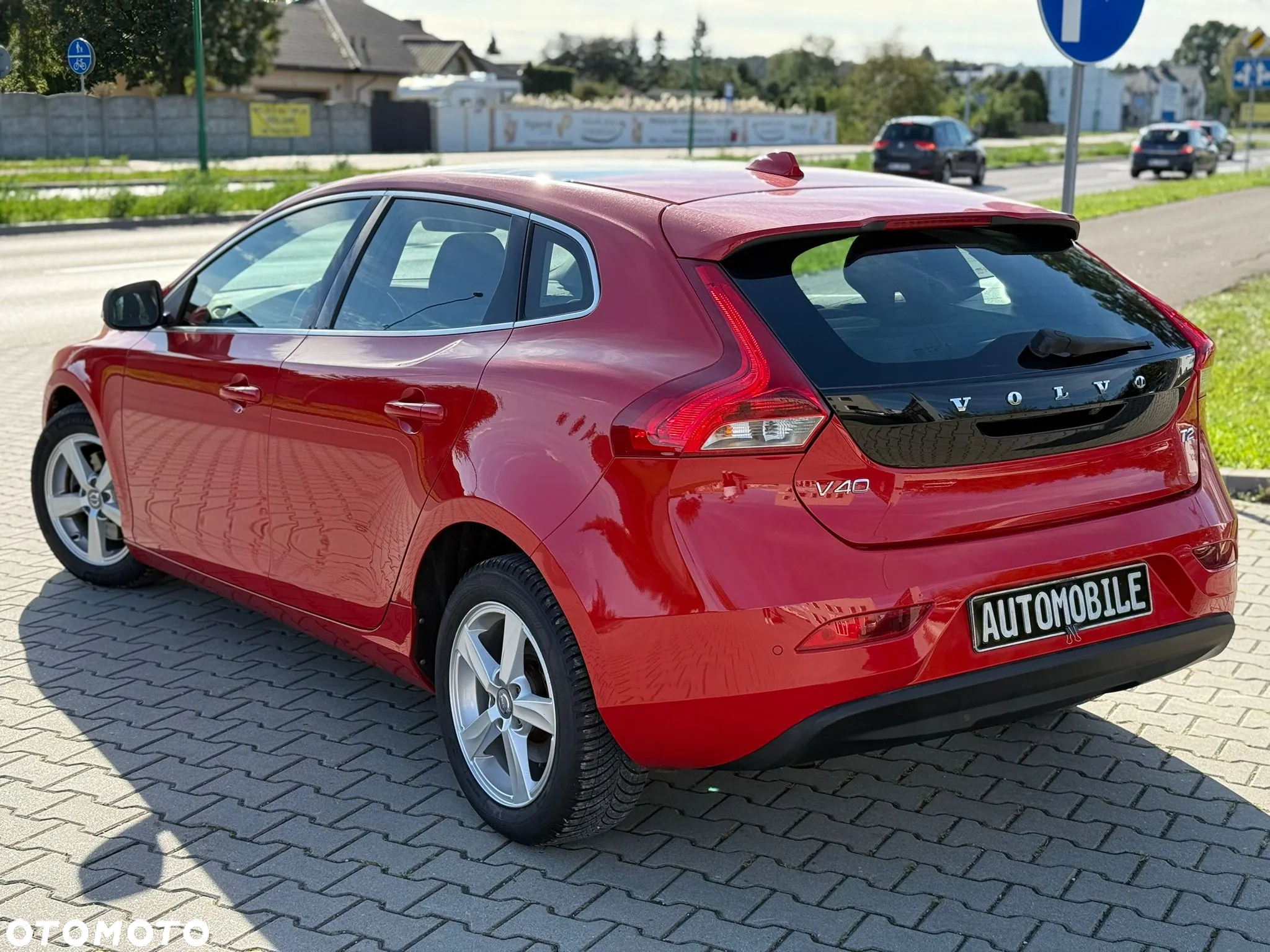 Volvo V40 T2 Drive-E Momentum - 2