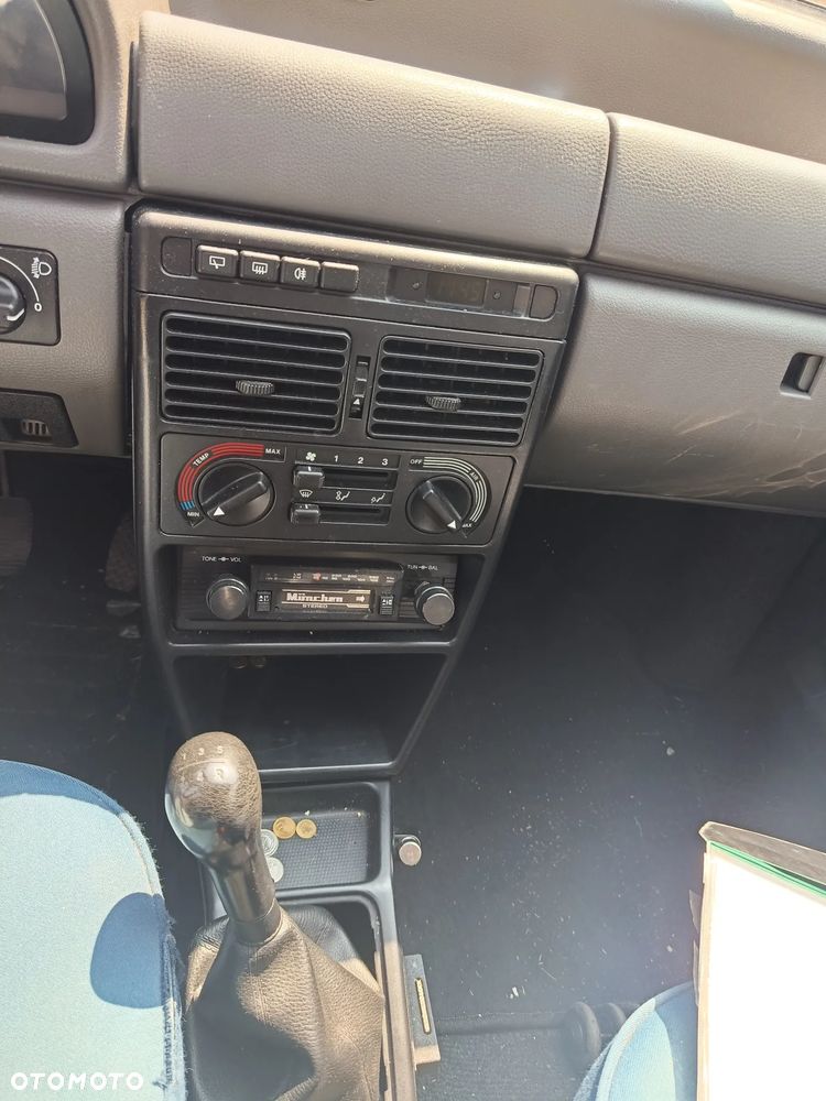 Fiat Uno - 6