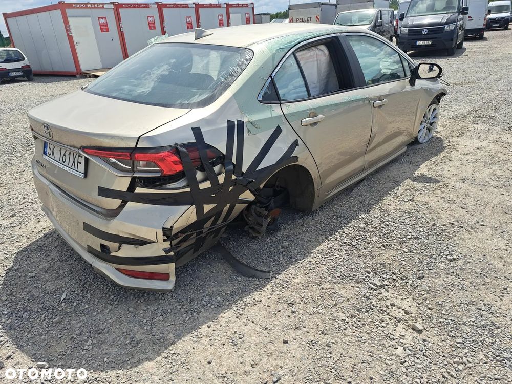 Toyota Corolla 1.5 Comfort - 4