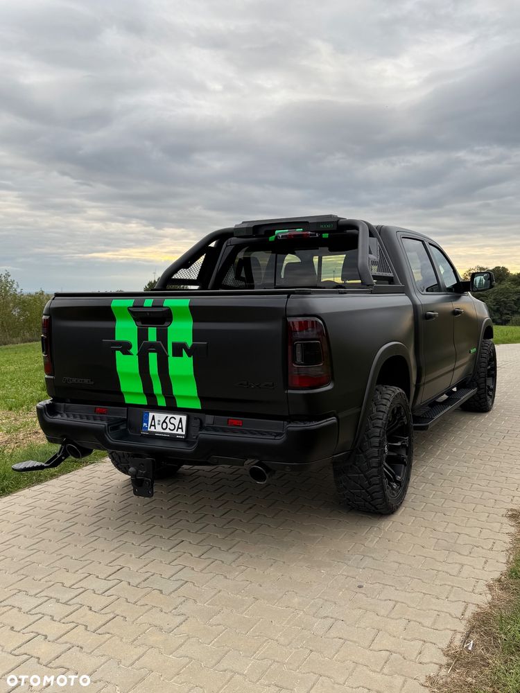 Dodge RAM 1500 5.7 4x4 - 9